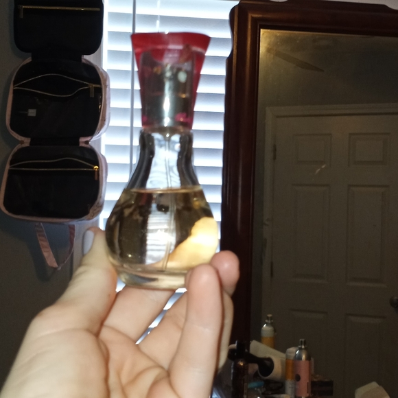 Tommy girl escada guess Calvin Klein Paris Hilton perfume - Picture 3 of 6